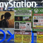 【悲報】ヨドバシカメラさん、ついにPlayStation売り場でXboxの買い方を紹介してしまう