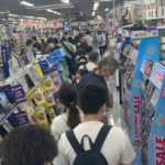 【画像】「スプラトゥーン3」発売でゲーム売り場に行列が発生！！