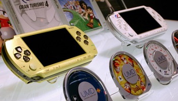 『PSP』でお前らが初めて買ったゲームって何だった？