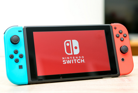 Switchで最初に出して、売れてからマルチで完全版じゃダメなの？