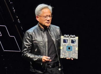 【朗報】Nvidia「サーバーに水ぶっかければ一気に冷却できるんじゃね？」